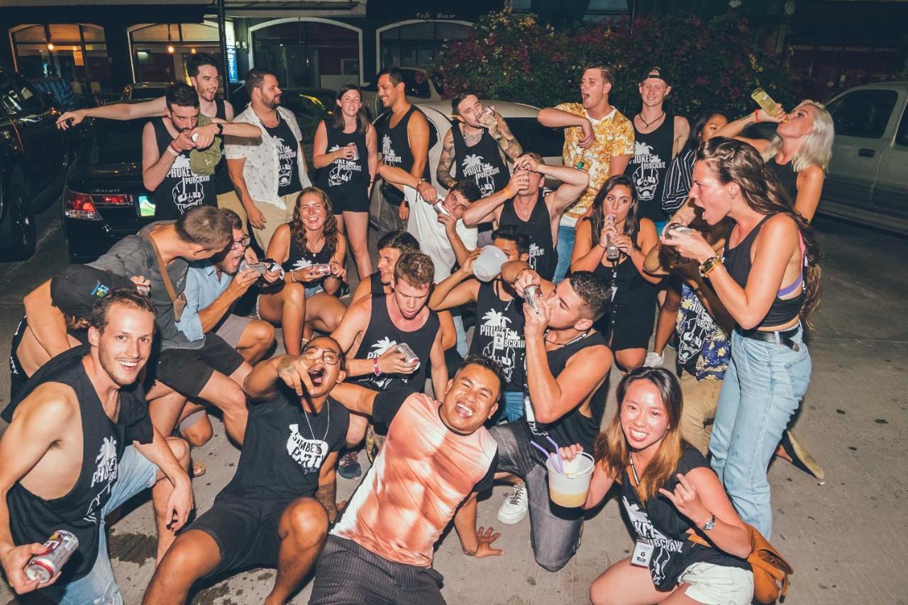 Slumber Party Hostel Phuket ภายนอก รูปภาพ