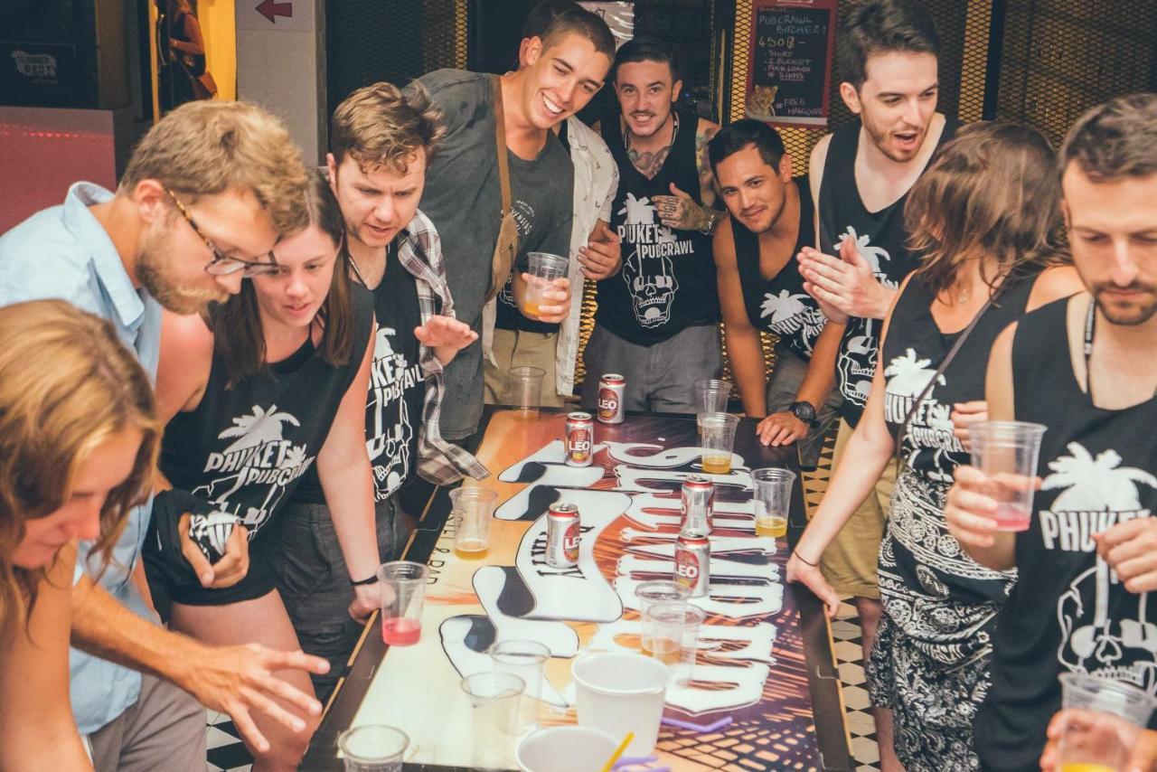Slumber Party Hostel Phuket ภายนอก รูปภาพ